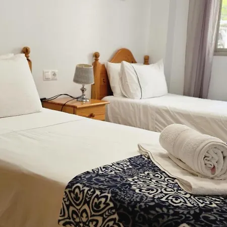Edifico Orbiplaya Торевьиа